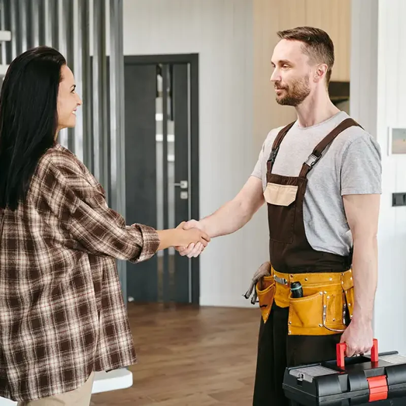 young-woman-shaking-hand